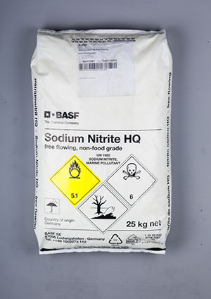 SODYUM NİTRİT